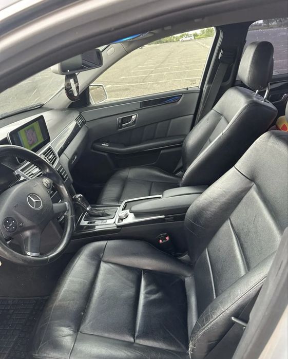 MERCEDES-BENZ E-Class 2010 — imagine 10