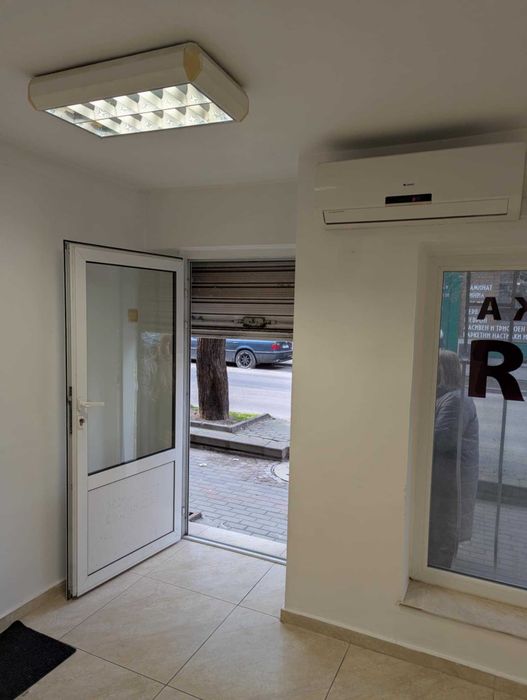 Магазин под наем до Ботевата градинка