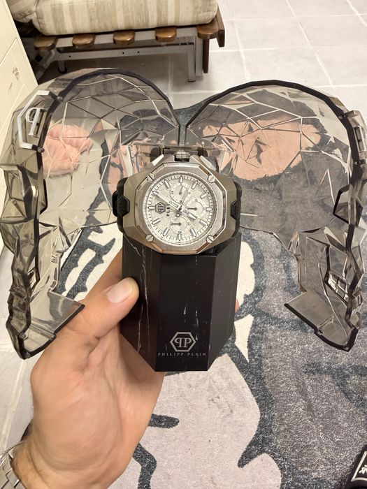Часовник Philipp Plein