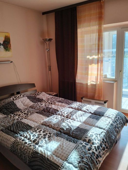 Apartament 3 camere Herculane 75 mp + boxă mare investiție
