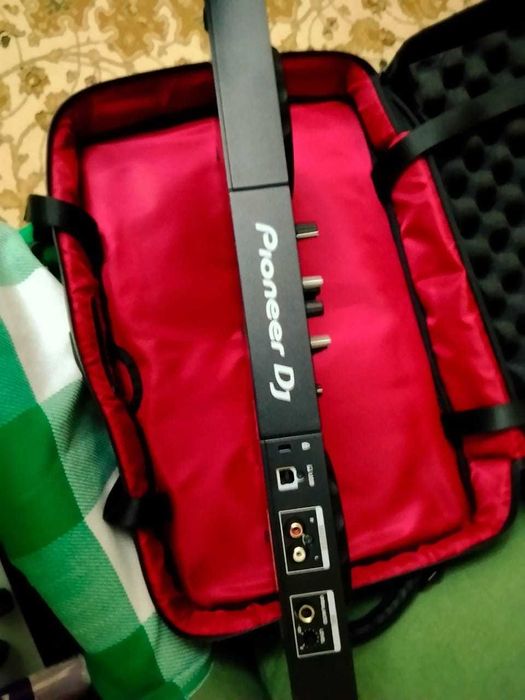 Продам DJ контроллер Pioneer DDJ-400