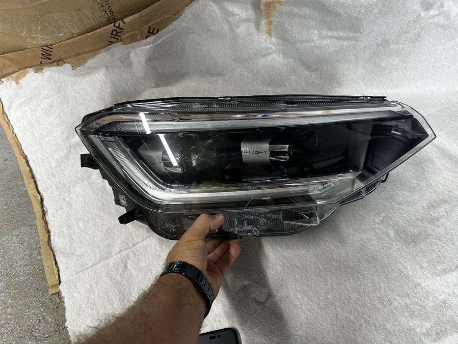 Far dreapta full led vw taygo.cod:2G7941078.
