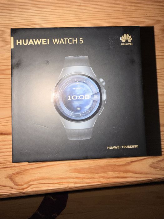 Huawei watch 5 46 mm esim ca nou ,folsit de cateva ori