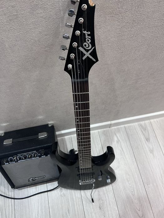 Электро гитара Cort X1