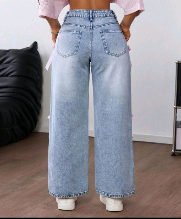 Дънки с панделки