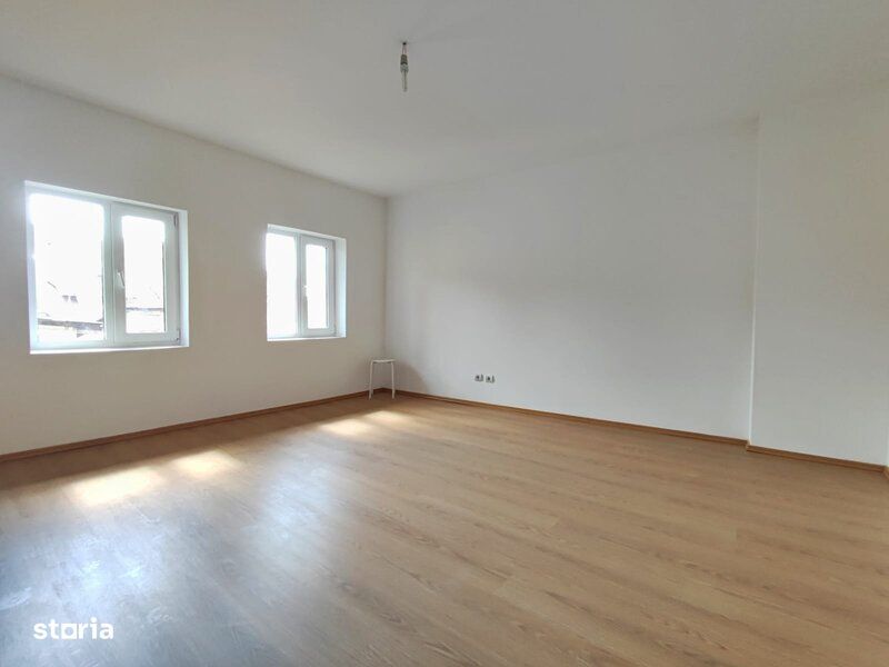 2 camere/Spatiu birouri/5 min de Piata Victoriei/ renovat/ap in vila