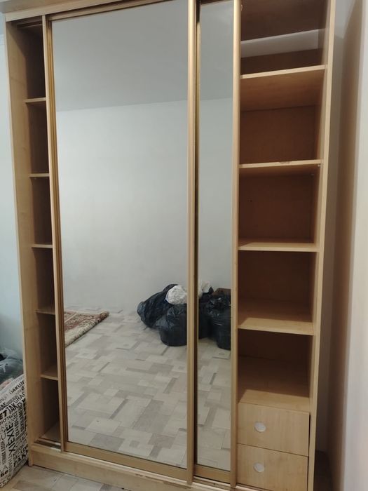 Продается шкаф купе