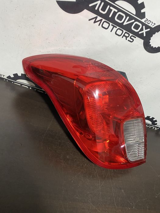 Stop stanga Opel Mokka generatia 1