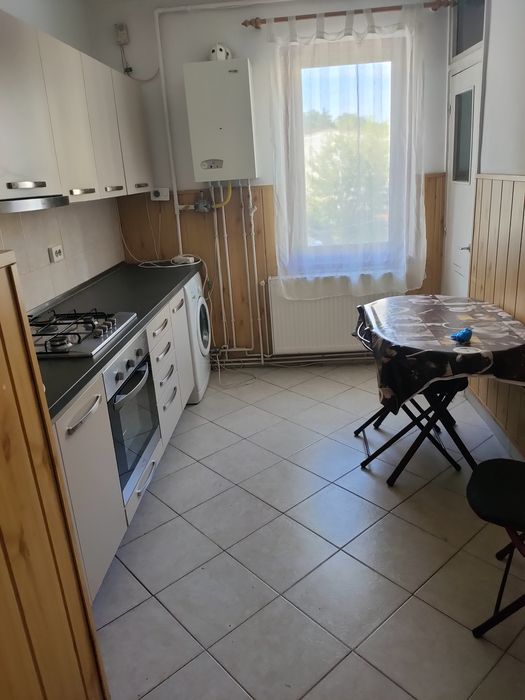 Inchiriere ap.2 camere in Cornișa ,zona Căminelor Studențești
