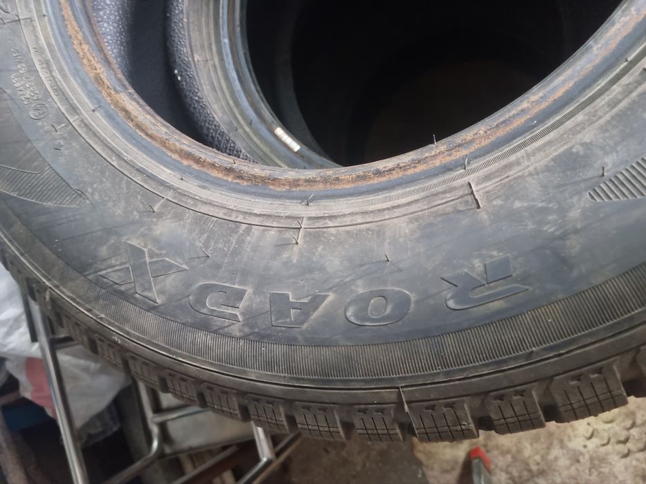 Продам комплект зимних шин