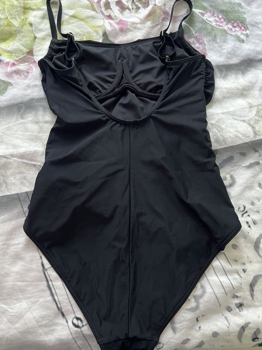 Цял бански на Calvin Klein