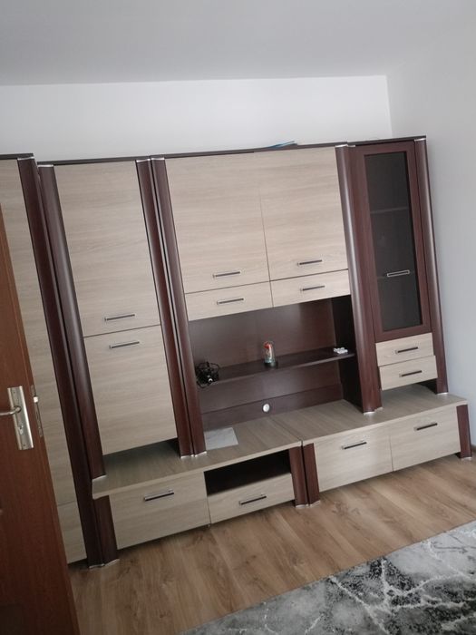 Proprietar,închiriez ap.cu 2 camere
