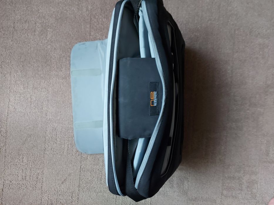 Vind geanta leptop compartimentata