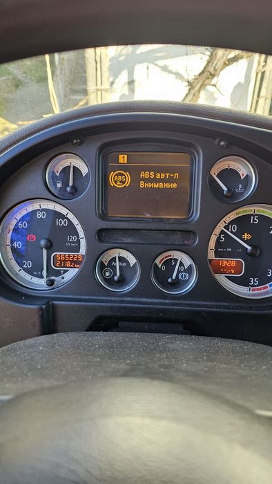 Камион DAF 12,5 тона