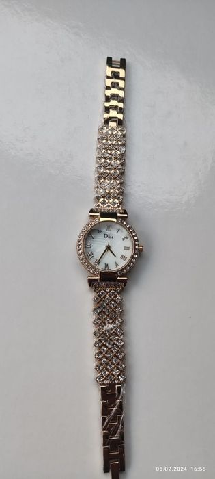 Часы женские soat