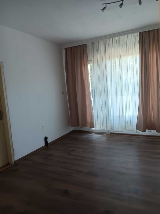 Дава се под наем Тристаен апартамент в Пловдив, Централна гара - 64 кв.м за 255 € - Снимка #4