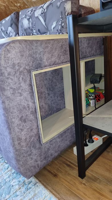 Продам диван б/у