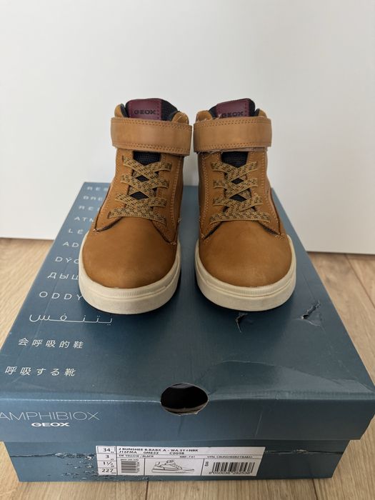 Обувки сникърси Geox, номер 34