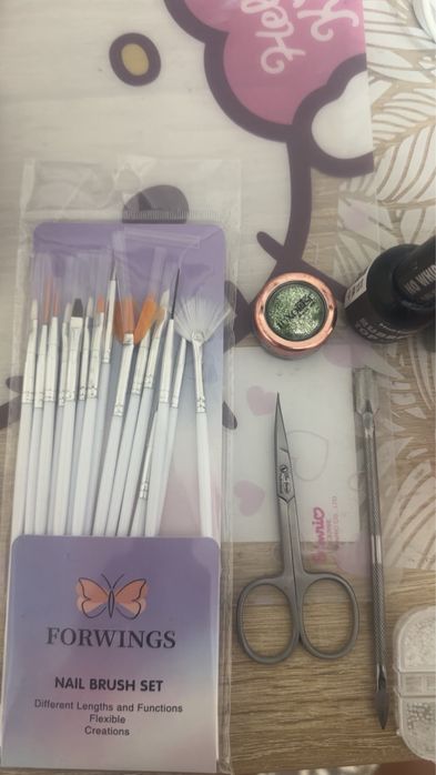 Set pentru unghii cu gel