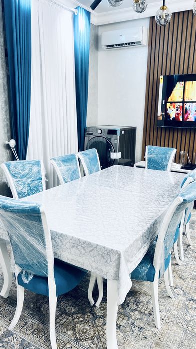 Люкс комплект: 220×120 см стол + 10 та юмшоқ стул