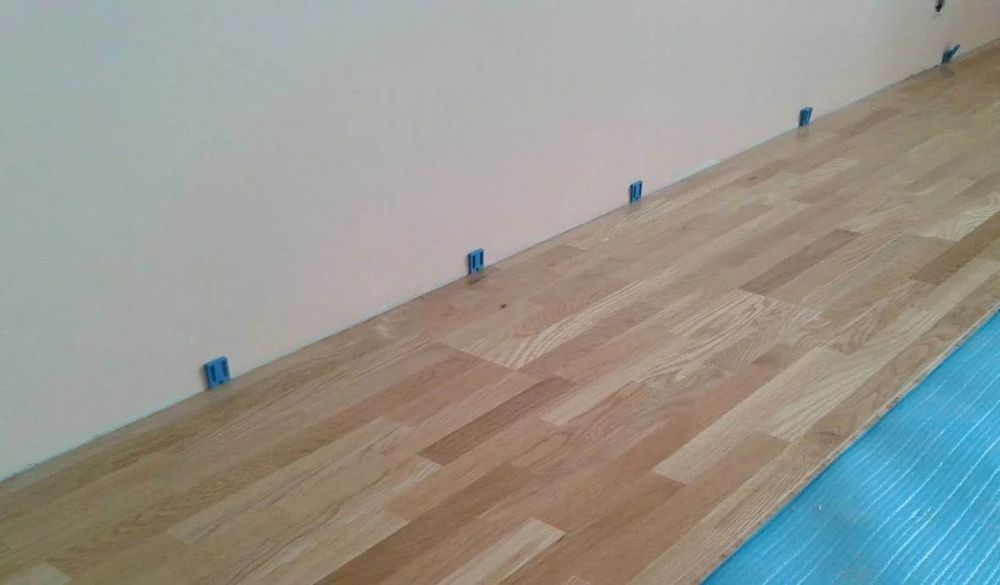 Укладка Ламината