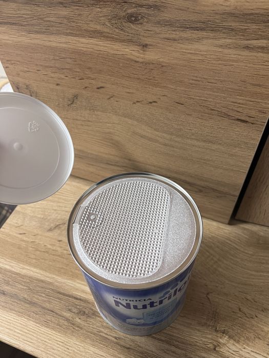 отдам смесь Нутрилон комфорт 1