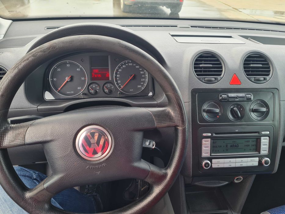 Vw Caddy 1.9 TDI an 2006 5 locuri A/C cash sau rate