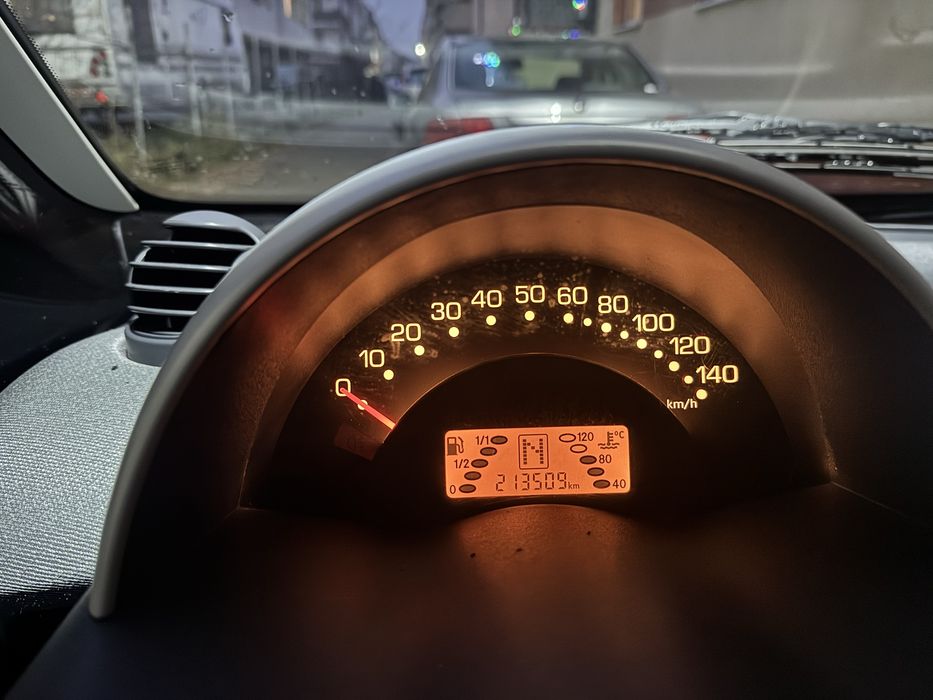 Smart Fortwo 450  automat 2006   700cm benzina