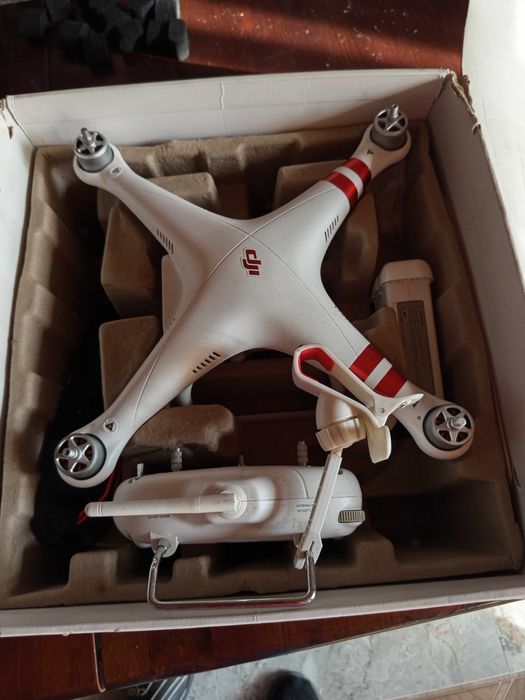 Дрон DJI phantom 3