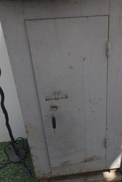 Сейф СССР в отличном состоянии можно покрасить