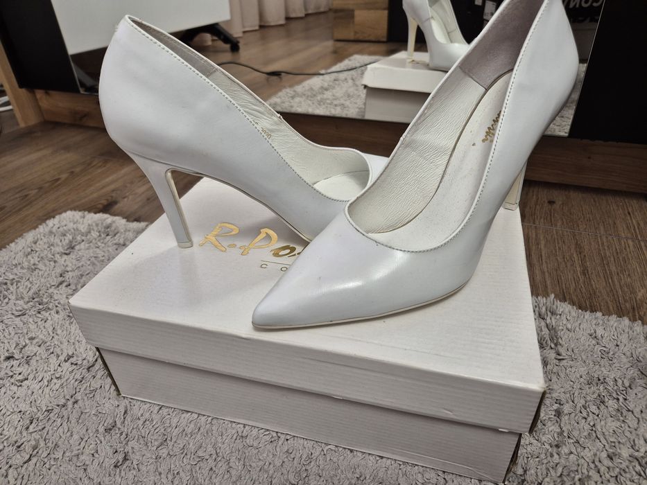 Елегантни обувки