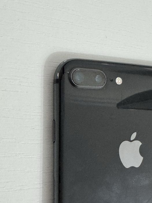 Iphone 8 plus с коробкой