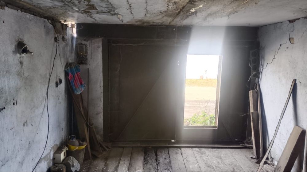 Продам гараж 18 м ДК Строитель