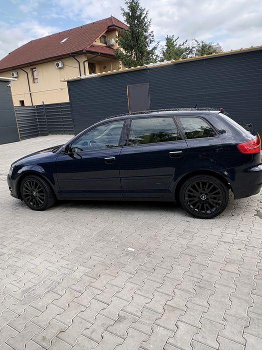 AUDI A3 Sportback 2011 — imagine 2