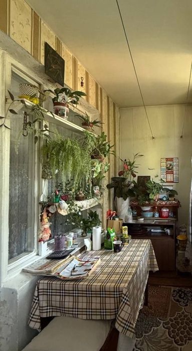 Продажа 2в3/4/4 на Юнусабад-15, 3 хонали сотилади