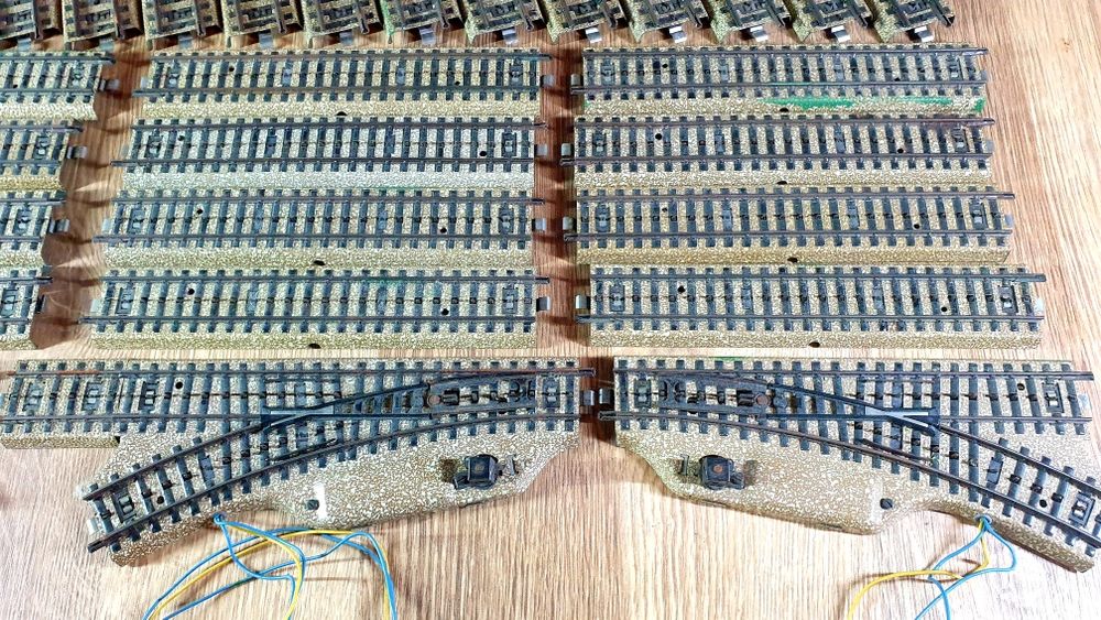 Lot șine Marklin L plus machete case