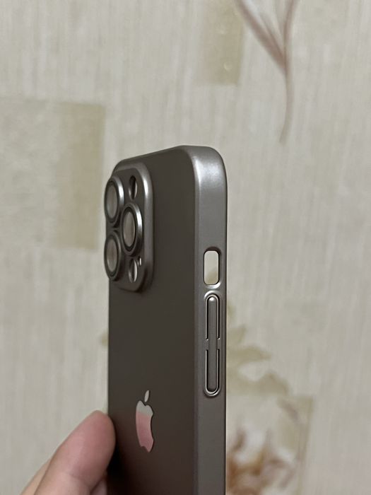 Iphone 13 pro uchun 15 pro chexol.