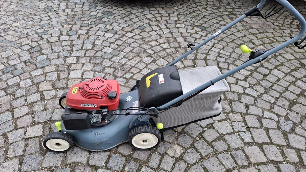 Самоходна косачка ХОНДА