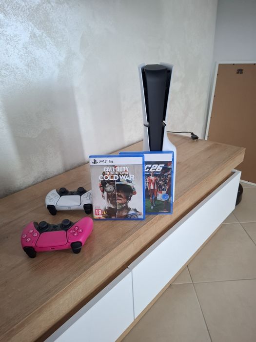 PlayStation 5 slim 1TB