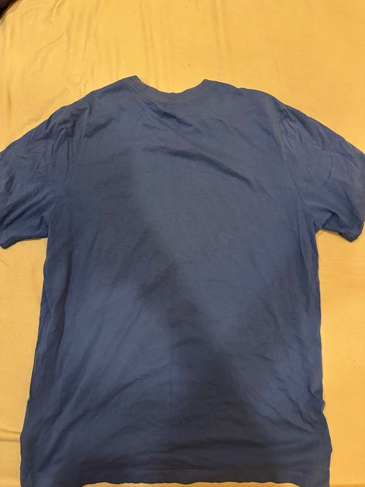 Nike T-Shirt.