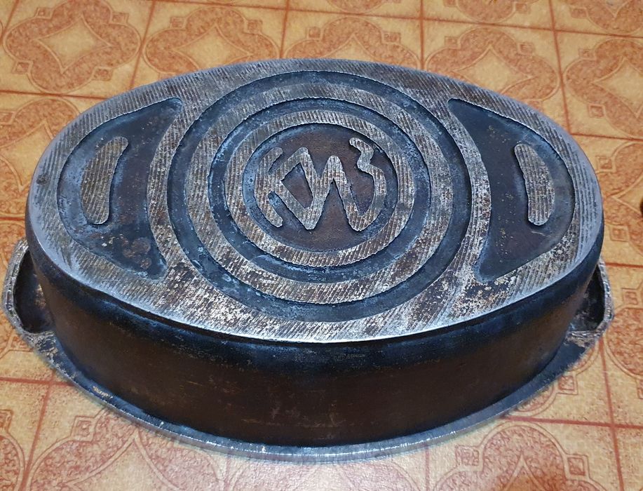 Казан чугунный утятница