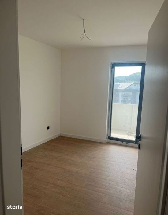 Apartament 3 camere 58,63mp+28 terasa ansamblu premium Floresti