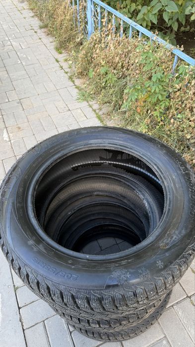 Шины 205/55/16 в отличном состояний