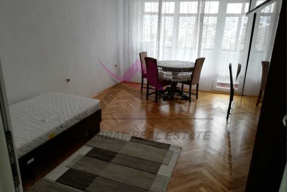 Дава се под наем Тристаен апартамент в Варна, Чайка - 65 кв.м за 475 € - Снимка #2