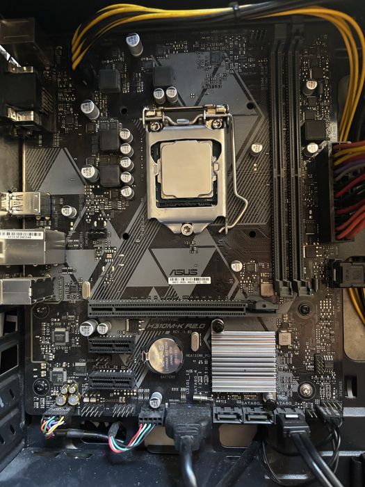 Продам комплект материнская плата asus h310m-k и процессор i3 9320