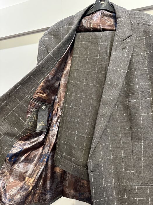 Костюм мужской