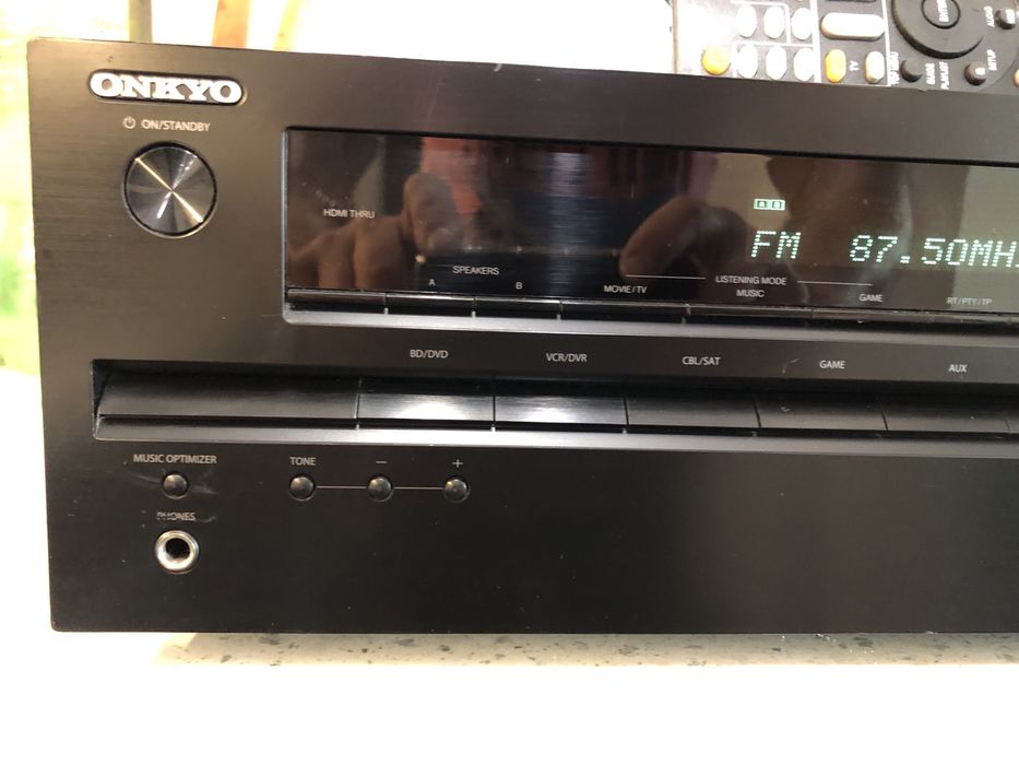 Onkyo HT-R548 resiver