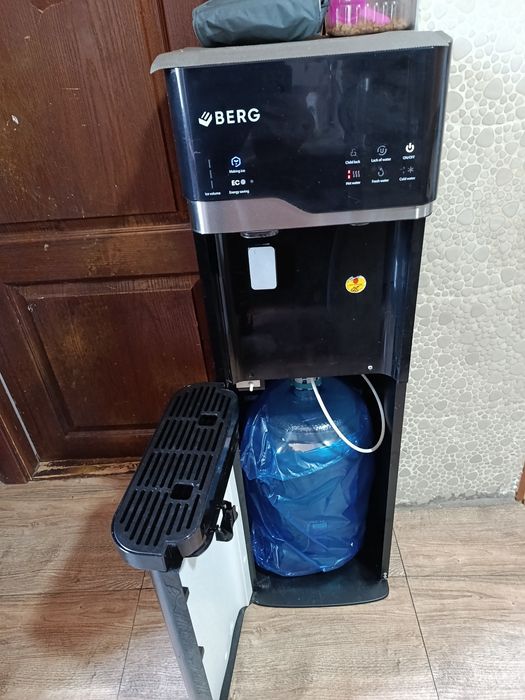 Продам кулер для воды