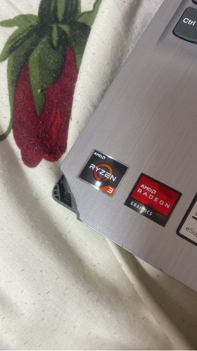Ноутбук Lenovo IdeaPad 3
