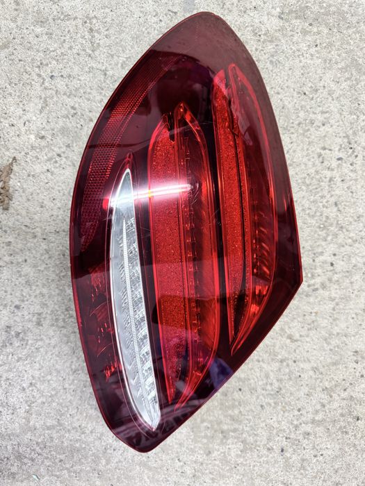 Стопове и Решетка за мерцедес е класа - w213